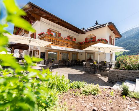 Hotel Stilfserhof-0