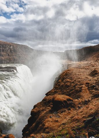 Blick auf den Wasserfall Gullfoss