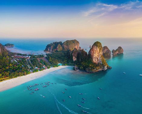 Smaragdgrüne Seen, weiße Strände & bunte Märkte entdecken