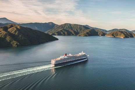 Cunard Queen Elizabeth