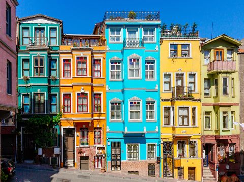Bunte historische Häuser im Istanbuler Stadtviertel Balat