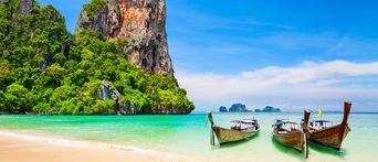 Strand mit Booten in Ko Samui