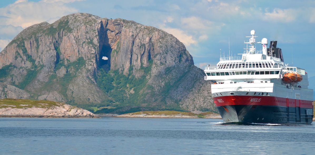 Schiff MS Nordlys vor Norwegen