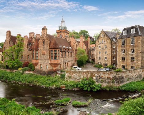 Wilde Landschaften, imposante Burgen & geschichtsträchtige Städte