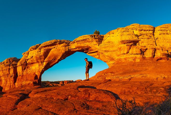 Mann im Arches Nationalpark