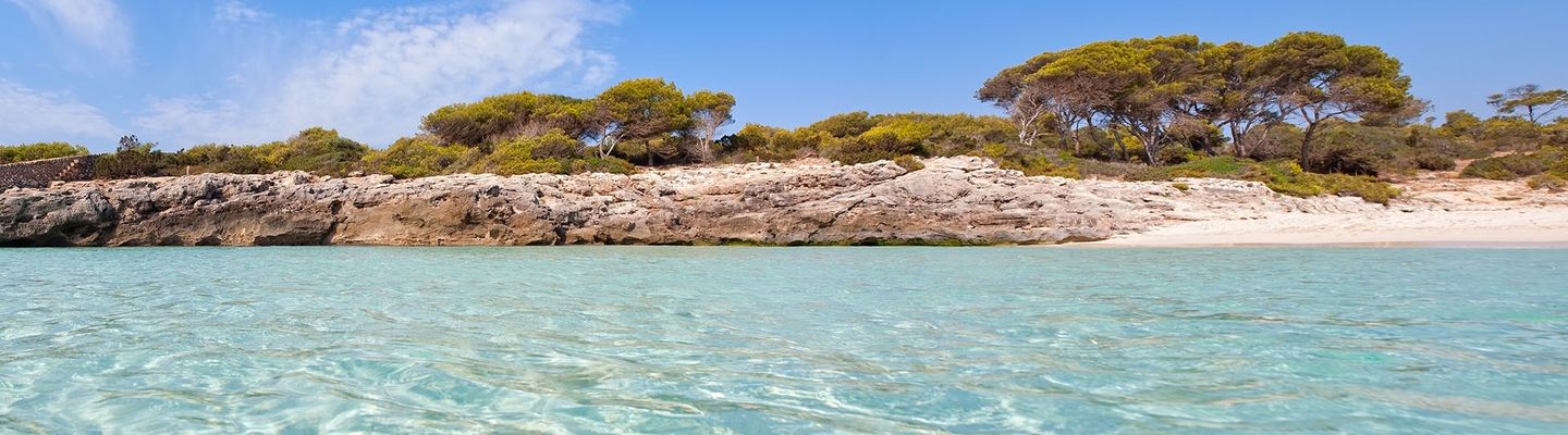 Strand auf der Insel Menorca