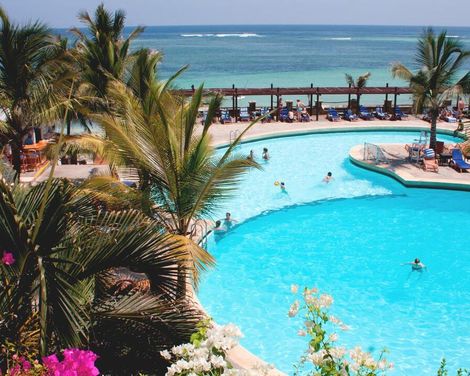 Zwischen wilder Savanne und dem Traumstrand am Indischen Ozean-1