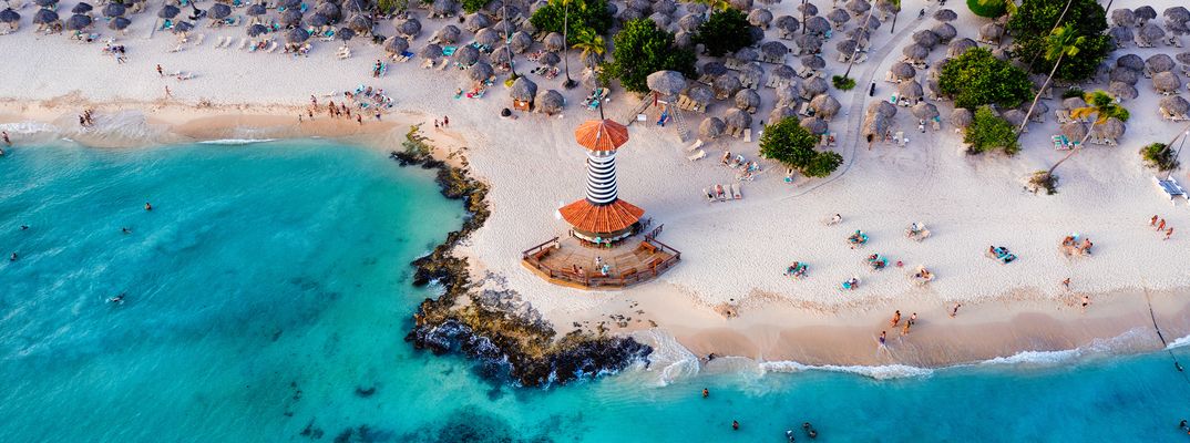 Blick auf den Strand von Bayahibe in der Dominikanischen Republik