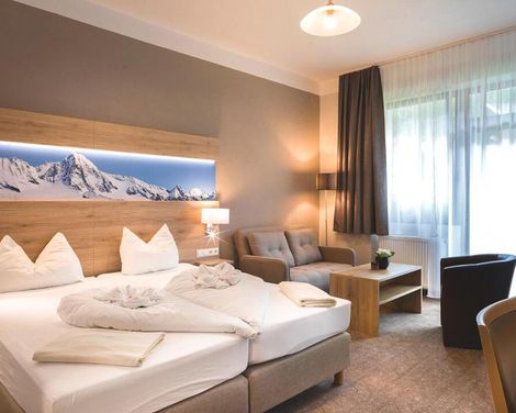 Winterspaß im SCOL Sporthotel Großglockner-1