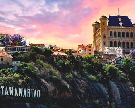 Insel der Lemuren und Regenwälder