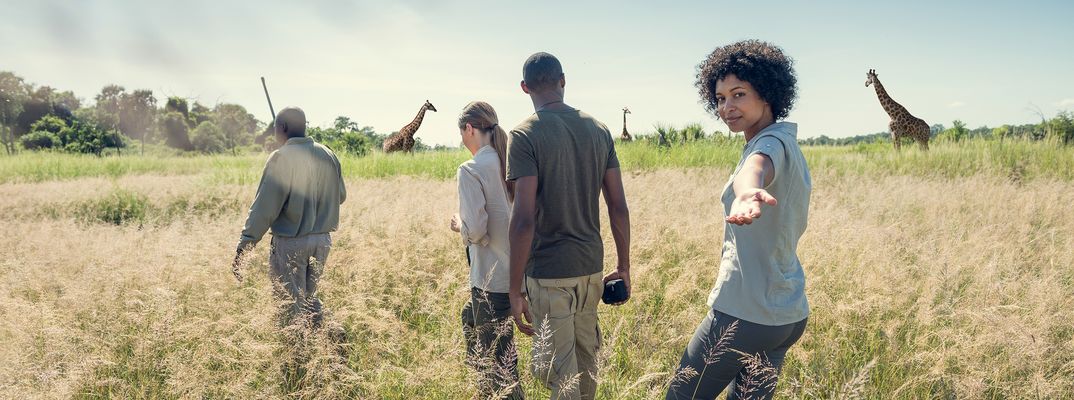 Gruppe bei einer Safari in Südafrika