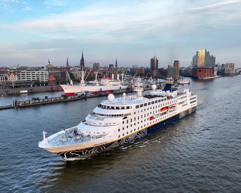 Kreuzfahrt mit MS Hamburg von Walvis Bay bis Hamburg inkl. Namibia-Rundreise-1