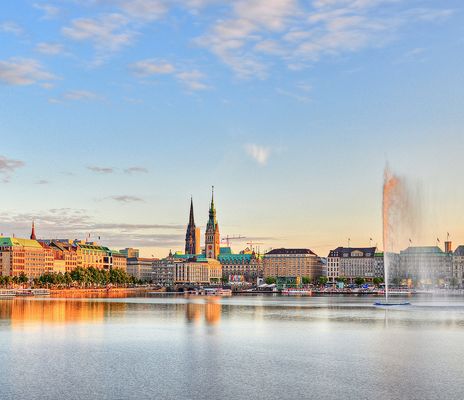 Blick auf die Alster in Hamburg