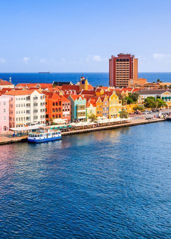 Bunte Häuserfassaden in Willemstad auf Curaçao