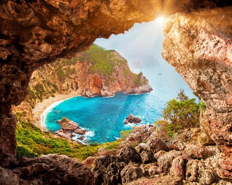 Kreuzfahrt mit AIDAblu ab/an Korfu inkl. 7 Nächte Baden im 4-Sterne-Hotel-1