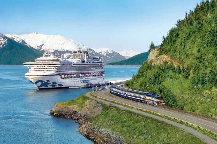 Schiff Sapphire Princess in Alaska