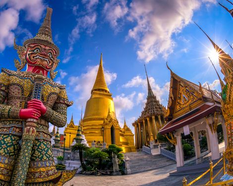 Von der Metropole ins Goldene Dreieck-3