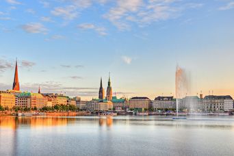 Blick auf die Alster in Hamburg