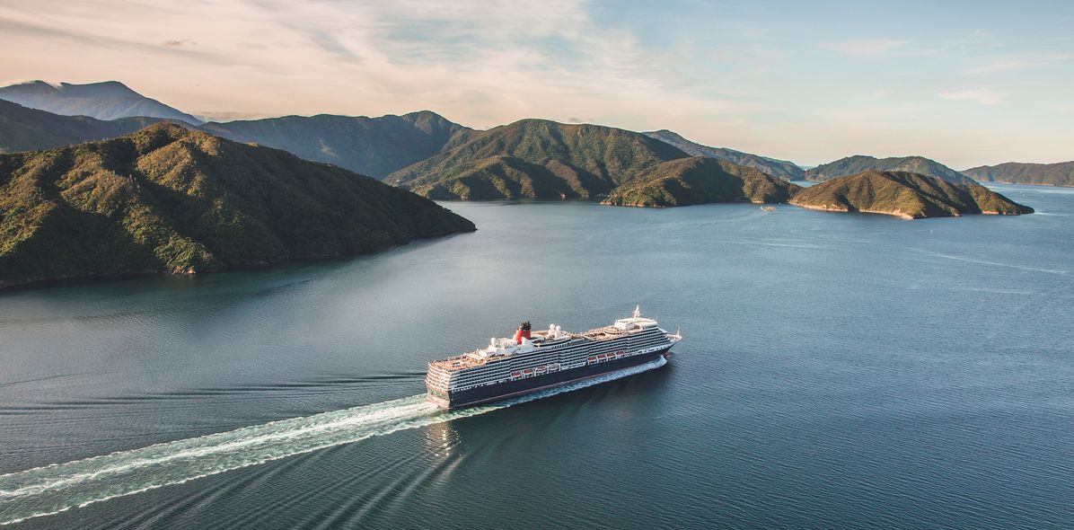 Queen Elizabeth auf hoher See