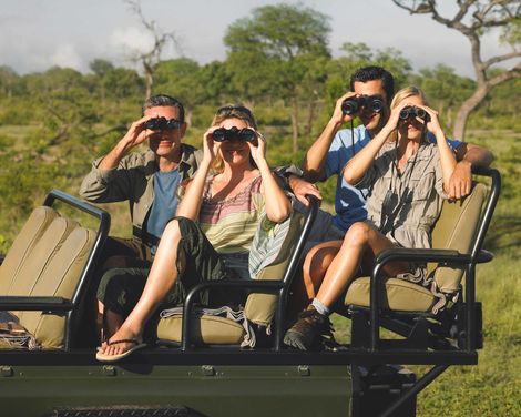 Vom Safari-Abenteuer ins Strandparadies im Bluebay Beach Resort-0