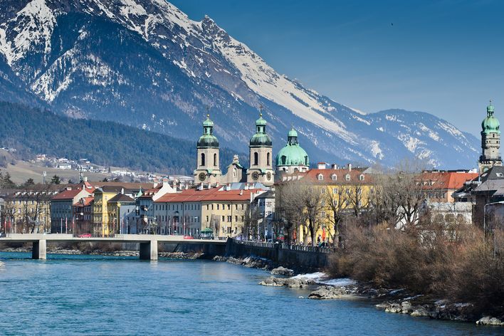 Blick auf Innsbruck in Österreich