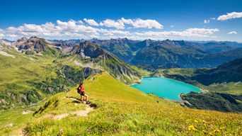 Wanderer in Vorarlberg in Österreich