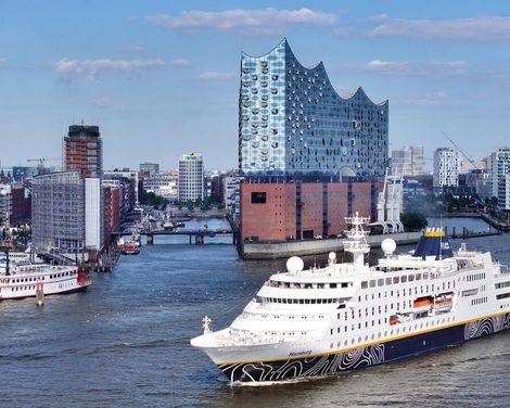 Kreuzfahrt mit MS Hamburg ab/an Hamburg-0