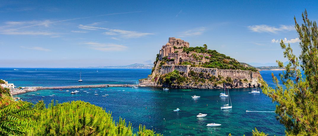 Castello Aragonese auf der Insel Ischia im Mittelmeer