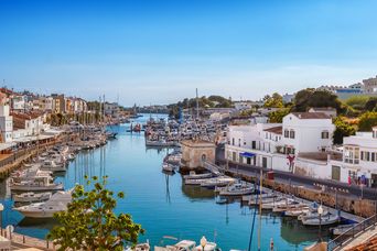 Hafen auf Menorca