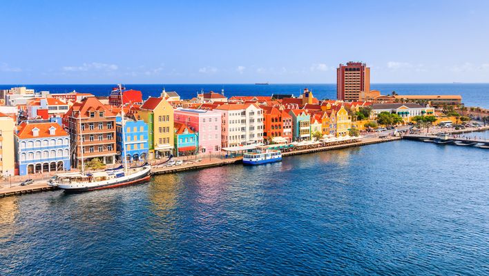 Blick auf Curacao in der Karibik