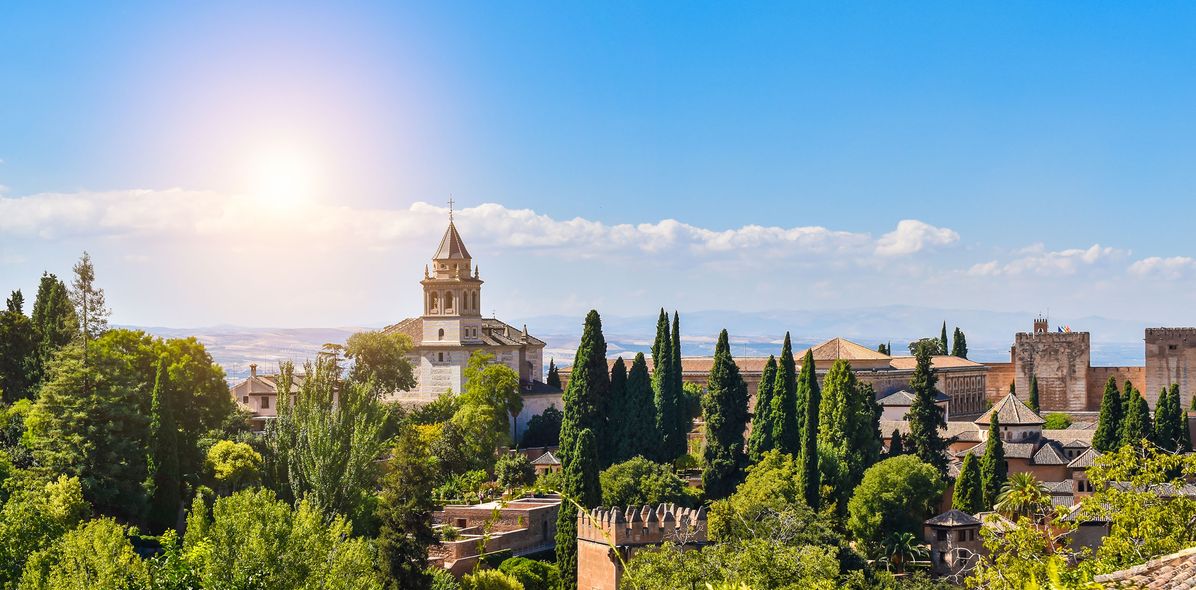 Blick auf Granada in Andalusien