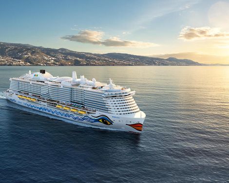 Kreuzfahrt mit AIDAcosma ab/an Teneriffa inkl. 2 Wochen Hotelaufenthalt-0