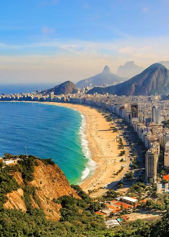 Frau in Tracht in Brasilien