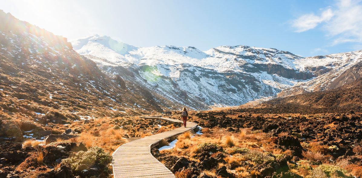 Wander im Tongariro Nationalpark in Neuseeland