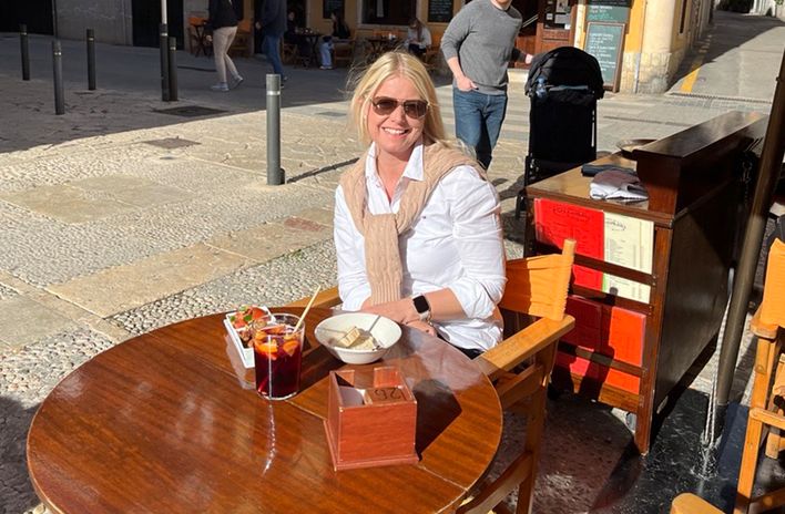 Daniela im Cafe la Lonja