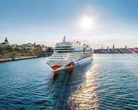 Kreuzfahrt mit AIDAblu ab/an Korfu inkl. 7 Nächte Baden im 4-Sterne-Hotel-0