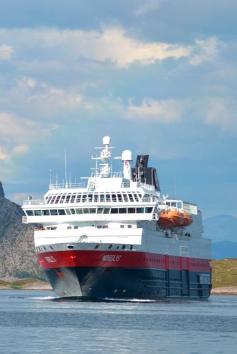 MS Nordlys auf hoher See