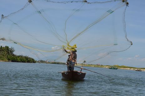 Fischer auf Boot in Vietnam