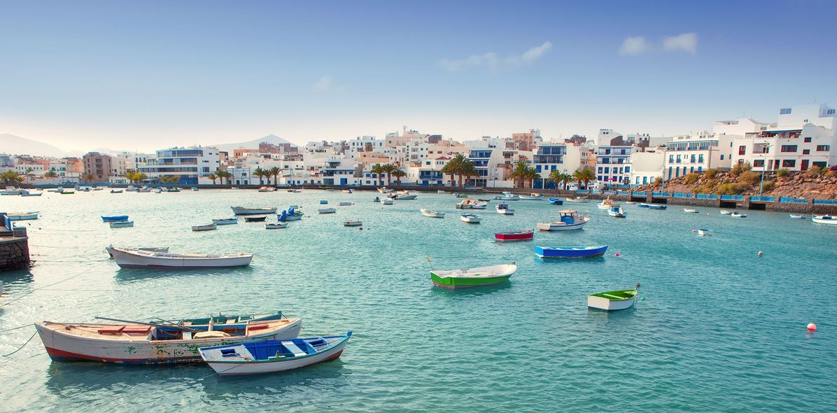 Boote am Hafen von Arrecife auf Lanzarote