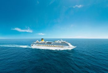 Costa Fascinosa auf hoher See