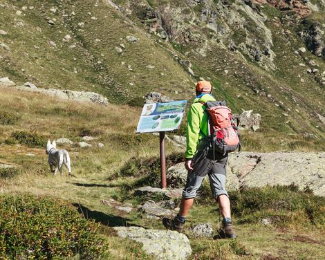 Wanderreise in Arinsal mit Aufenthalt im Hotel Patagonia-0