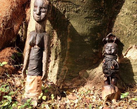 Zwischen Lehmburgen & Voodoo-2