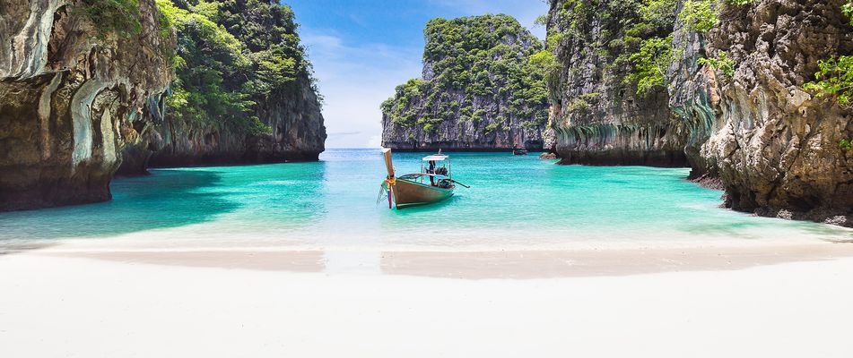 Boot am Strand von Phuket