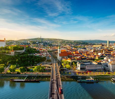 Blick auf Bratislava und die Donau