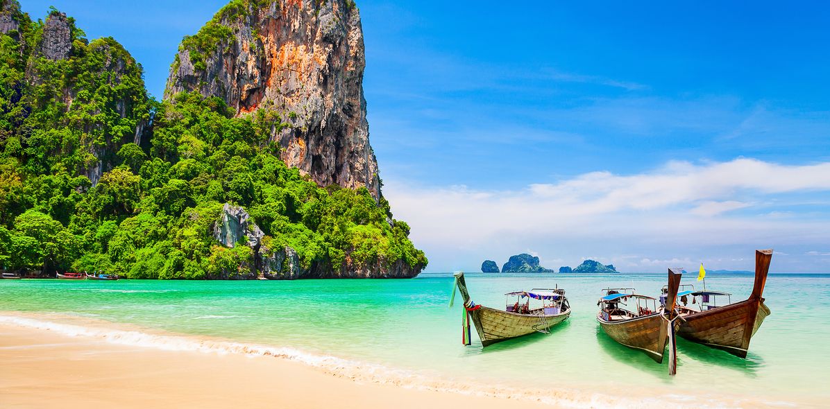 Boote am Strand von Koh Samui