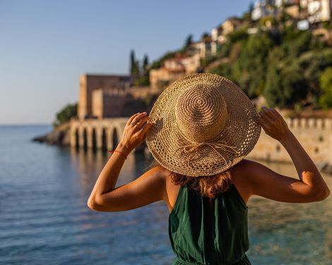 Durch mediterrane Küstenwelten und eindrucksvolle Landschaften-0