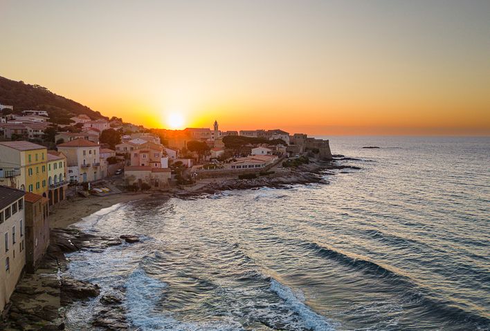 Sonnenaufgang auf Korsika