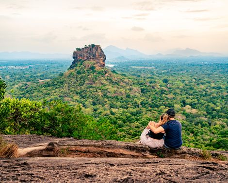 Wo Elefanten wandern und Tempel Geschichten flüstern-0