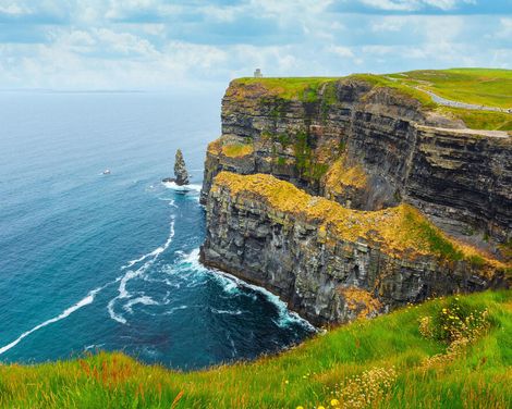 Lebhafte Straßen, schroffe Klippen & hübsche Dörfer-0