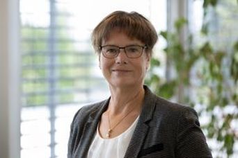 Chronistin Angelika in Usbekistan